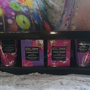 Joyful Bath & Body Peony Set - Pink and Purple